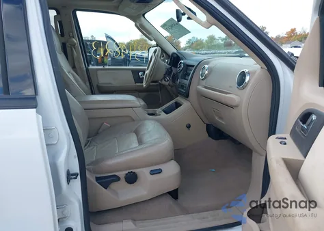2005 Ford Expedition Eddie Bauer/King Ranch из США, поврежденный, VIN 1FMFU18545LA87519